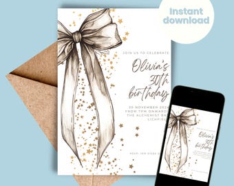 Puede incluir: Una invitación imprimible para una fiesta de cumpleaños número 30. La invitación presenta una ilustración dibujada a mano de un lazo blanco con purpurina dorada y estrellas. El texto de la invitación dice "Únete a nosotros para celebrar el cumpleaños número 30 de Olivia".
