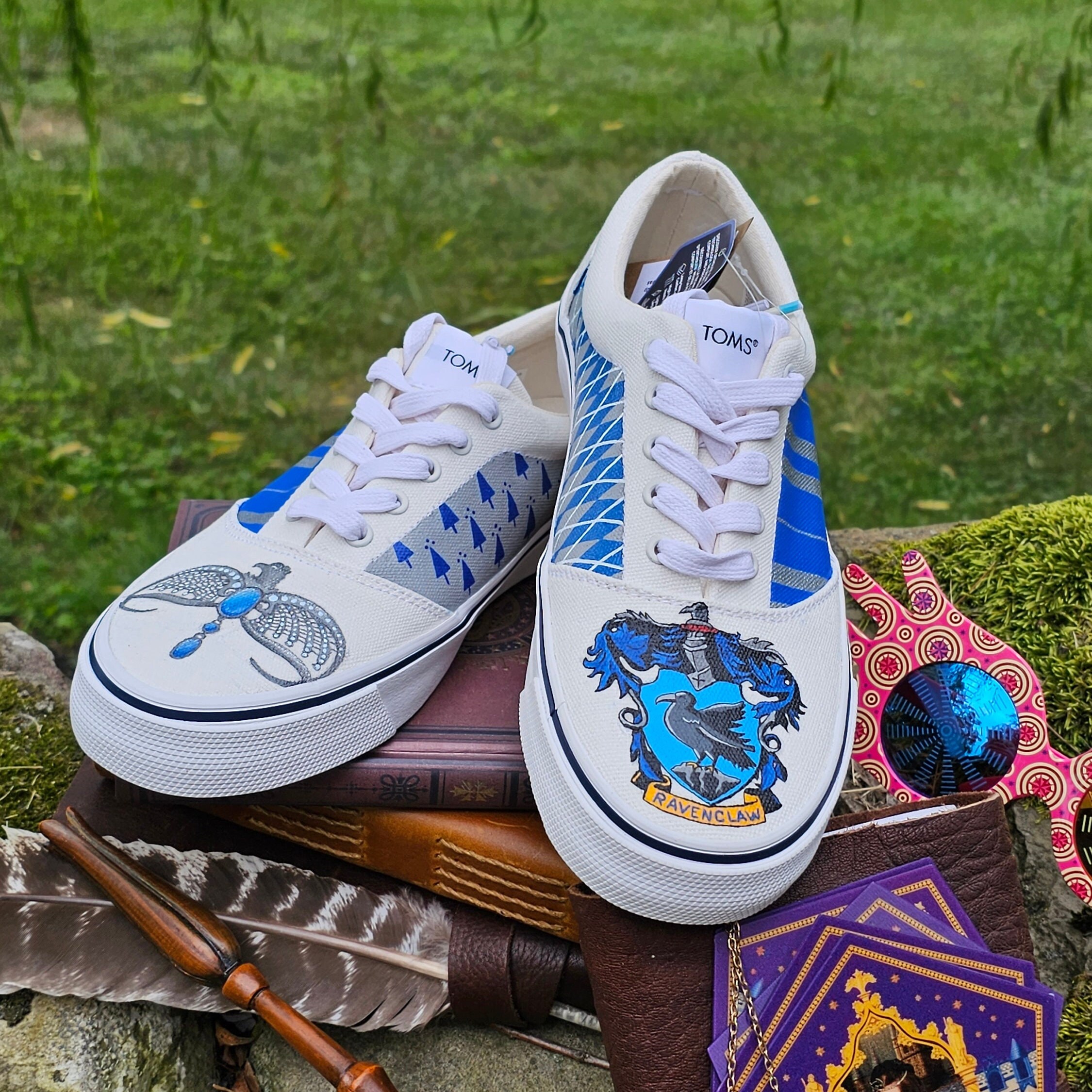 Hand Painted Hogwarts Sneakers Nike Harry Potter Painted Shoes Custom  Gryffindor Nike Air Force, image size:2250x2250