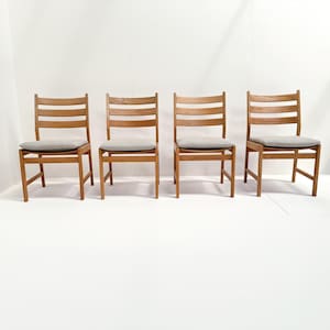 Kurt Østervig for K.P. Møbler Set of 4 Oak Dining Chairs