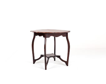 Antique Mahogany Scalloped Side Table with Inlay, Early 20th Century