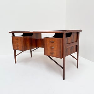 Svend Aage Madsen Danish Vintage Rosewood Desk – 1960s Mid-Century Modern Design