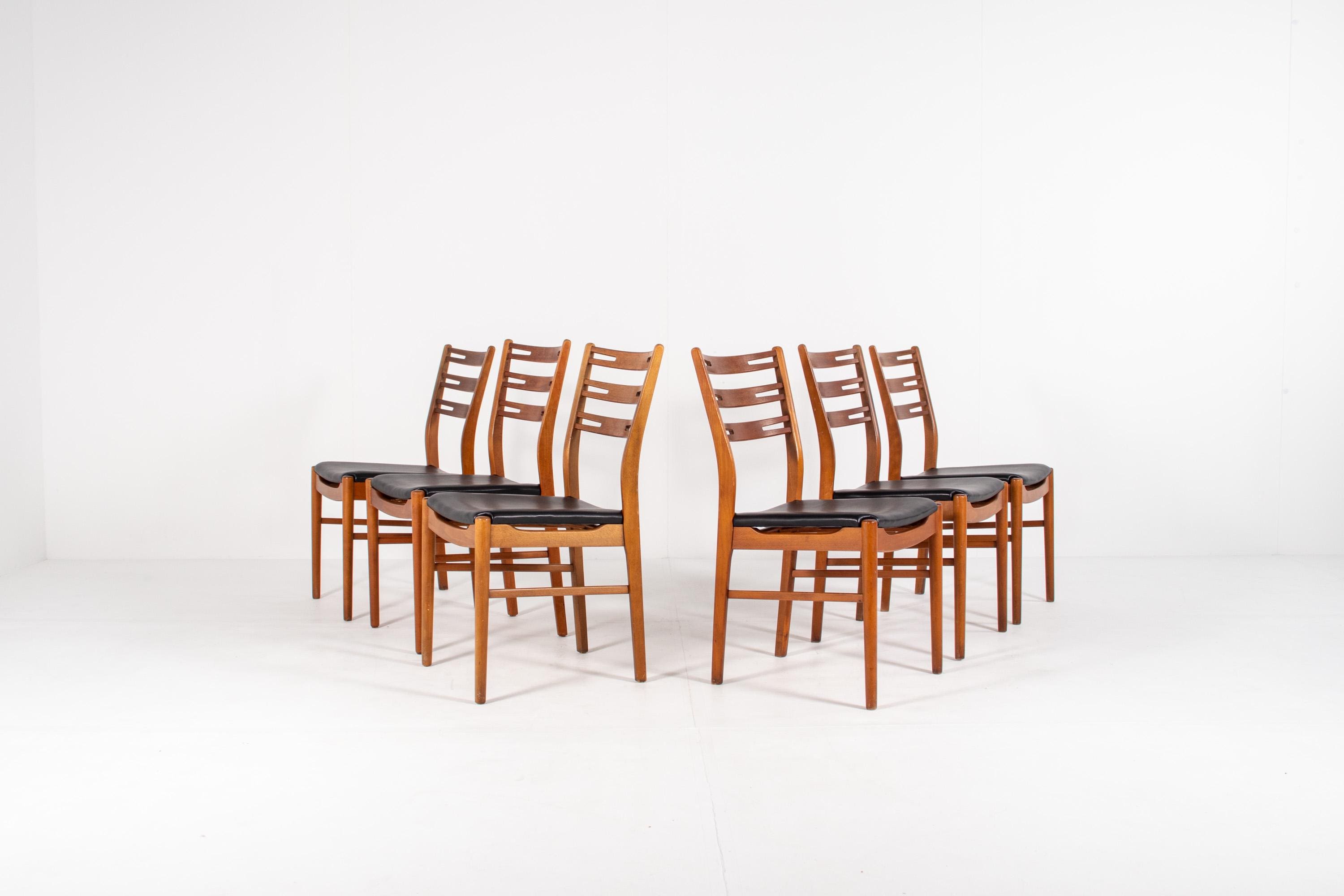 Farstrup Teak Chair - Etsy Canada