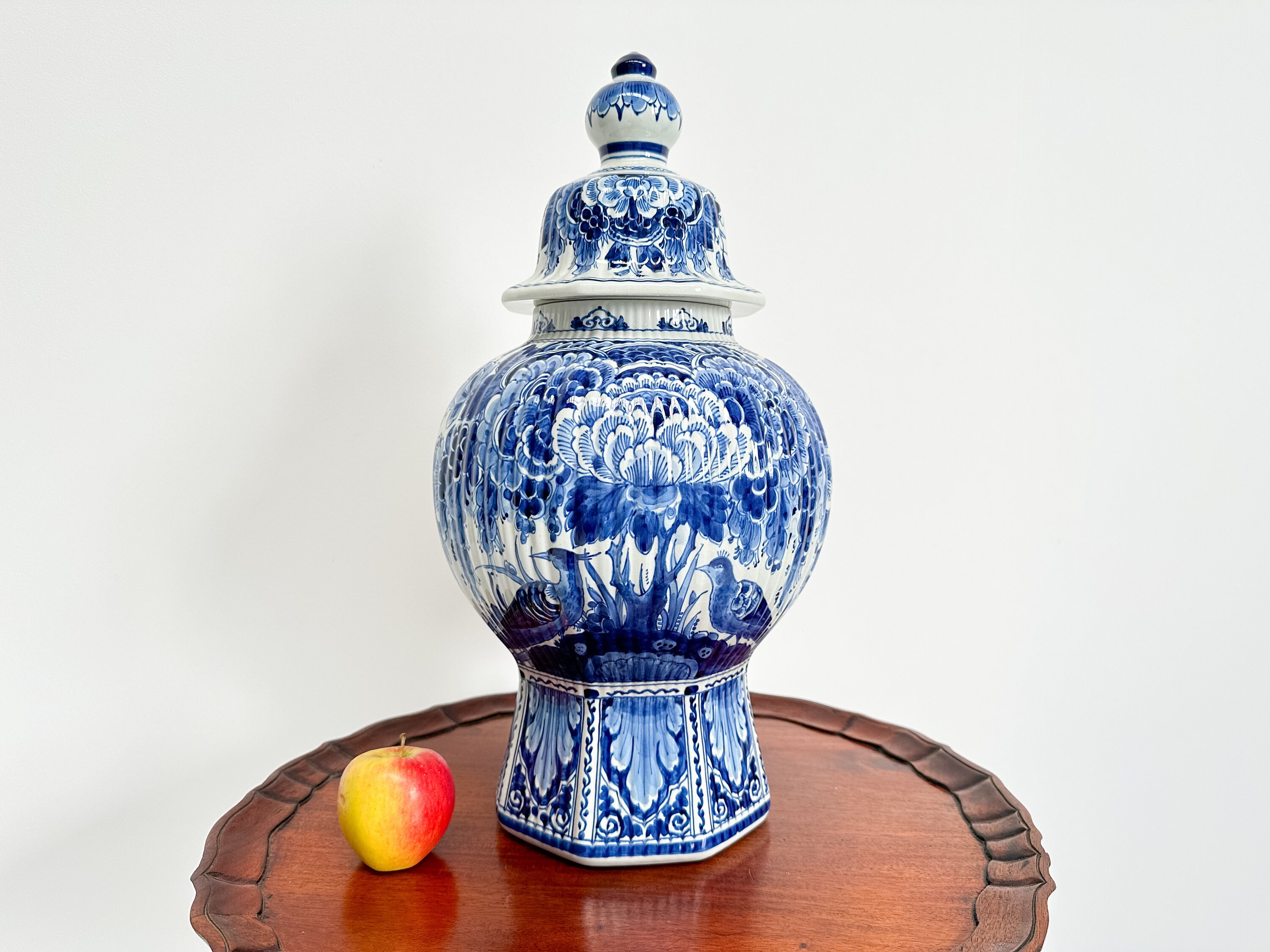 Unique XL Royal Delft Lidded Vase, 19.3