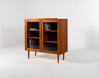 Danish Mid-Century Oak Display Cabinet, 1960s