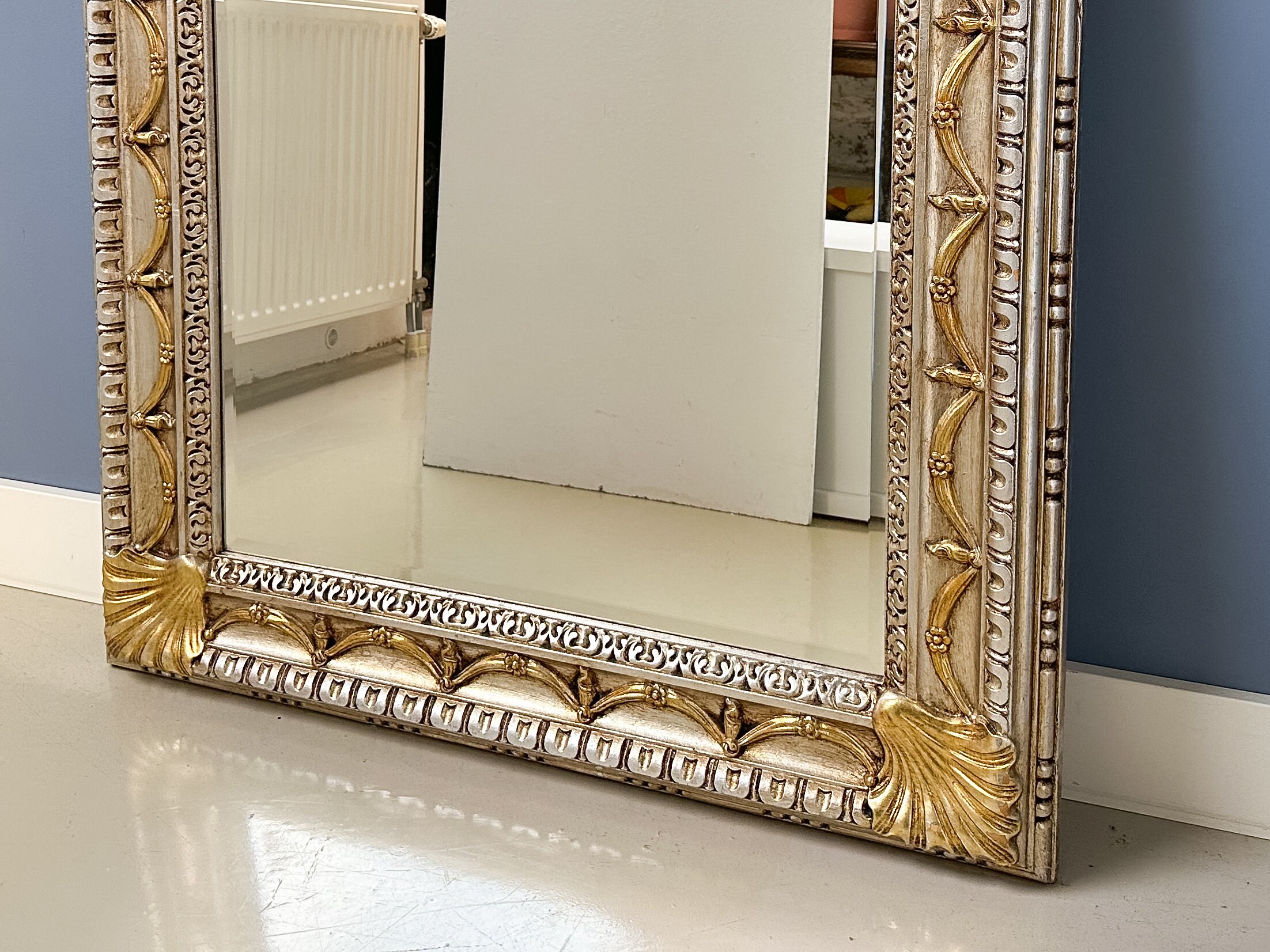 Vintage XL Wooden Gold and Silver Mirror, Mirror With Beveled Glass and Shell Decor - Etsy Vintage XL Wooden Gold and Silver Mirror, Mirror With Beveled Glass and Shell Decor - Etsy
