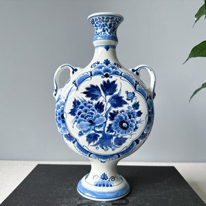 Vintage Royal Delft &quot;Moon&quot; Vase 1977, Porceleyne Fles, Royal Delft Blue Vase, Original Delftware, Delft Hand-painted Vase
