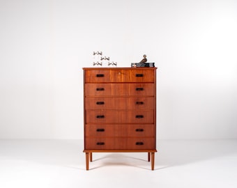 Danish Mid-Century Oak Low Cabinet, 1960s