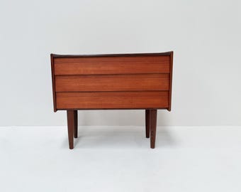 Mid-Century Danish Teak Chest of Drawers, 1960s