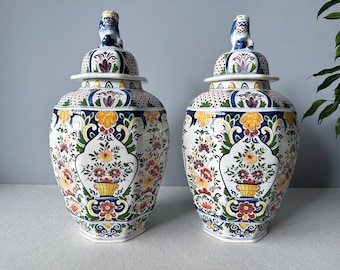 Antieke ZELDZAME XL 19e-eeuwse Boch Freres potten/vazen met deksel, handgeschilderde Delftse polychrome vazen, Boch Freres Keramis, Boch België