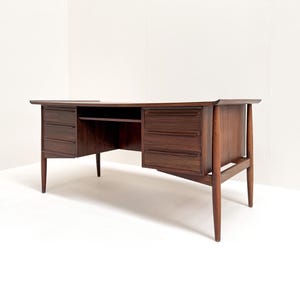 Arne Vodder Desk in Rosewood for H.P. Hansen, Denmark, 1960s