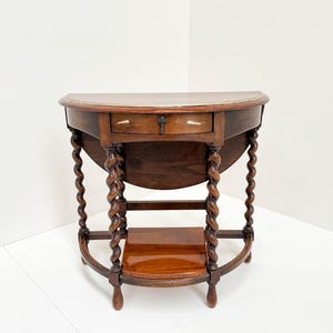 Antique Oak Drop-Leaf Side Table with Barley Twist Legs