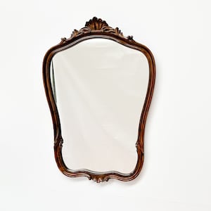 Vintage grote gesneden houten geschulpte spiegel afbeelding 1