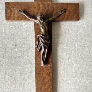 Vintage Wooden Wall Crucifix: Catholic Religious Cross (15.6&quot; High)