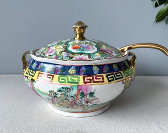 Vintage Chinese Canton Famille Rose Soup Tureen with Lid, Soup Serving Bowl, Vintage Oriental Table Decor, Mulled Wine or Punch