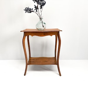 Mesa auxiliar vintage estilo Art Nouveau