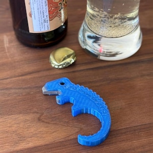 Capamander Core - Bottle and Can Opener - Your everyday companion for all your drinking needs