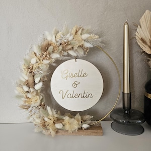 Boho dried flower wreath standing | Personalized wooden disc | Flower hoop | Wedding gift | Birthday | Metal ring decoration | Beige white