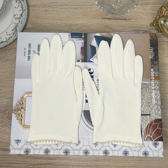 White Bridal Gloves with Pearl Trim, Wedding Glov… - image 3