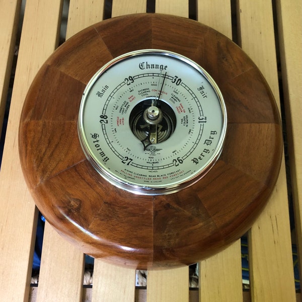 Working Shortland Smiths Barometer in Round Segmented Wood Surrond