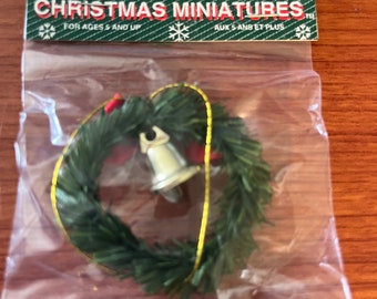Wreath with Bell  The Lisa Collection 01826