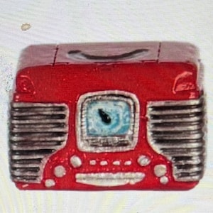 1:12 Scale Retro Red Radio , Miniature Accessories, Doll Miniature House ,t8594