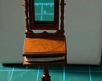 Mesa con espejo para casa de muñecas en miniatura p6167