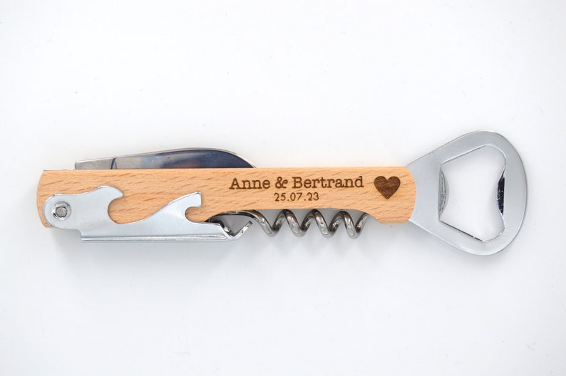 Personalized wooden corkscrew bottle opener wedding gift, witness personalized bottle opener wine lover gift Sans boîte