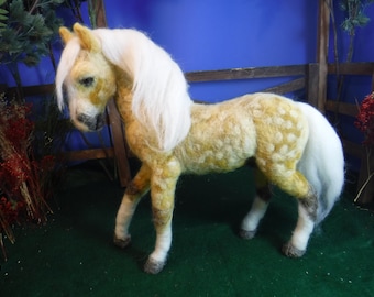 Needle Felted Felt Dapple palomino Horse