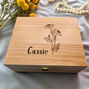 Personalized Birth Flower Keepsake Box – Wooden Memory Box | Pine or Walnut(8x10x5)
