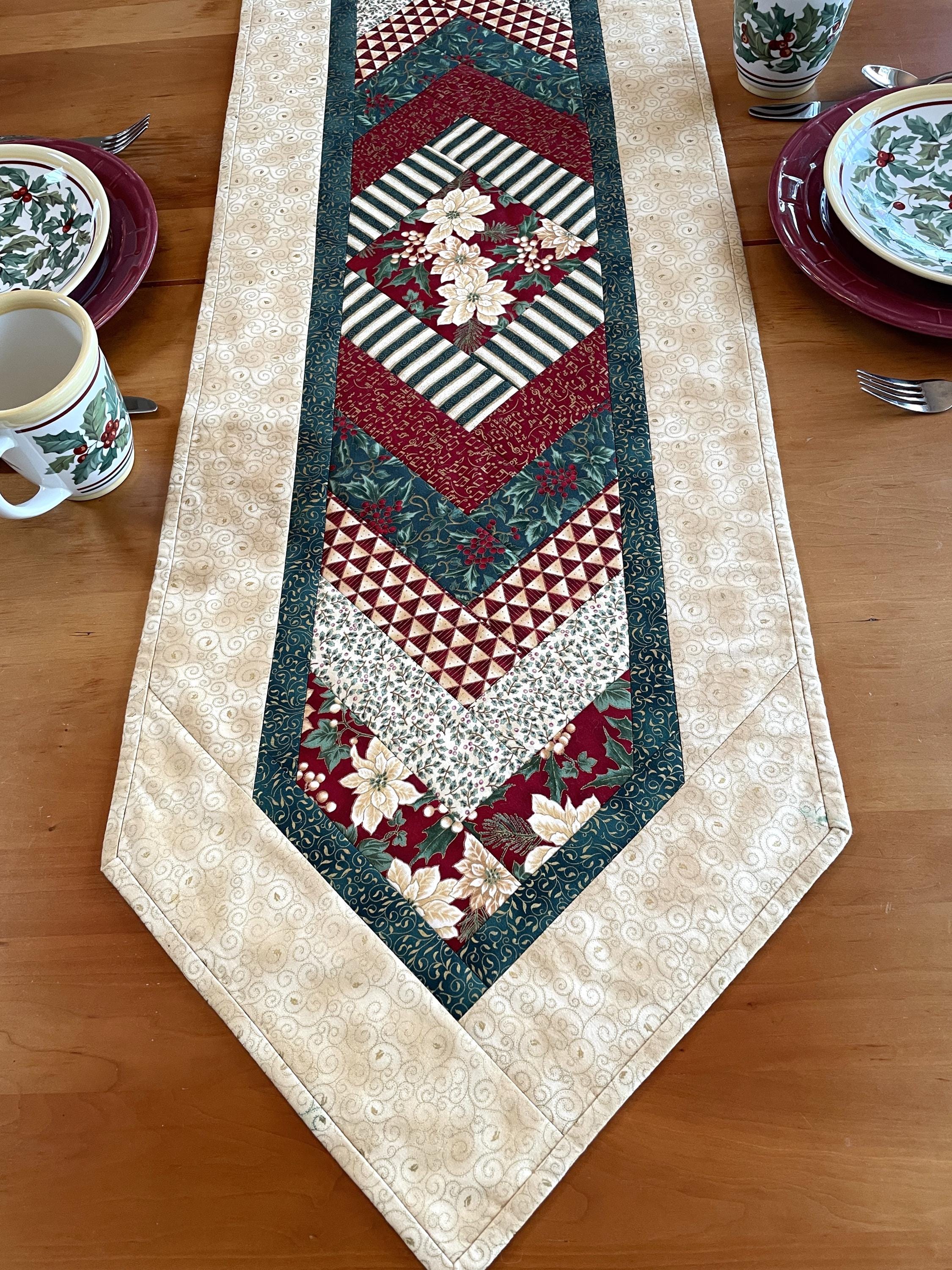 Vintage Christmas Braided Table Runner Quilt - Etsy