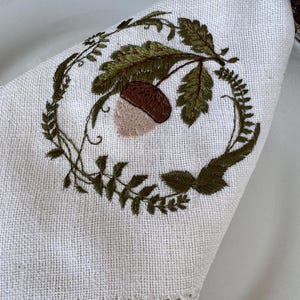 Rustic Fall Linen Napkins With Acorn Embroidery – Autumn Thanksgiving ...