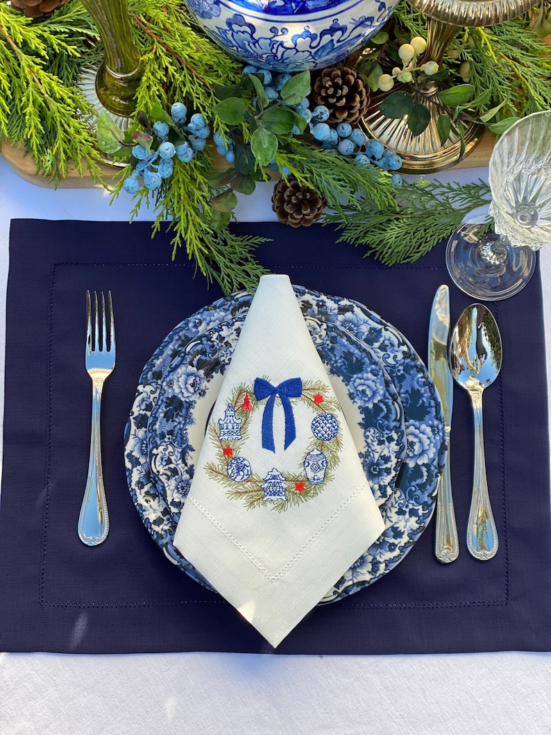 Exquisite Chinoiserie Christmas Wreath Linen Napkin Christmas Holiday Decor-Embroidered Cloth Dinner napkin-Hostess gift Unique image 1