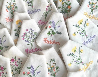 Personalized Backyard Wedding Napkins - Custom Embroidered Linen with Monogram & Wildflower Design - Elegant Table Decor for Outdoor Celebra