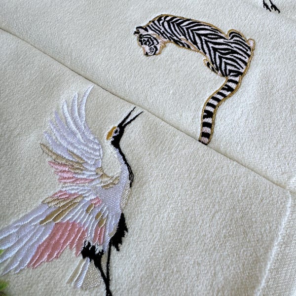 Embroidered Fingertip Towels - Elegant Crane & Majestic Tiger Design - Nature-Inspired Luxury -Set of 4