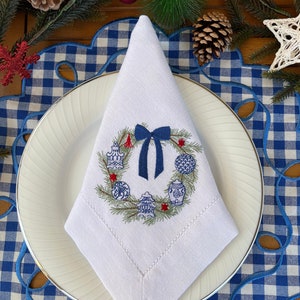 Exquisite Chinoiserie Christmas Wreath Linen Napkin Christmas Holiday Decor-Embroidered Cloth Dinner napkin-Hostess gift Unique image 2