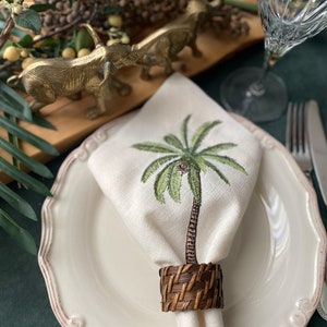 Palm Tree Embroidered Linen Napkins | Tropical Napkins for Beach Parties | Coastal Wedding Décor | Embroidered Dinner Napkins