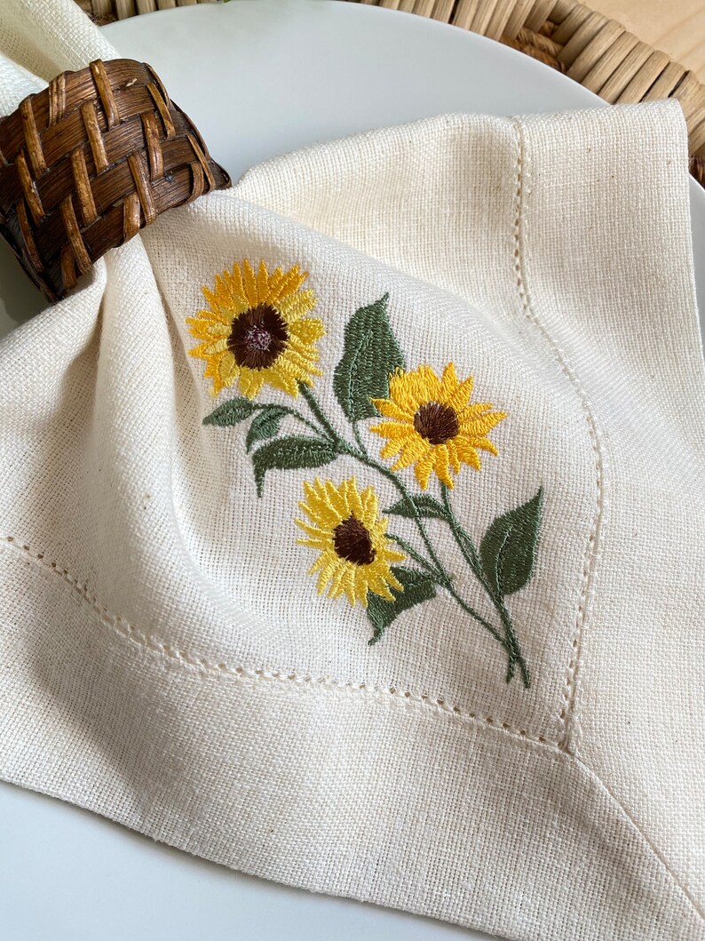 Sunflower and Daisies Cutwork 70 Round Tablecloth