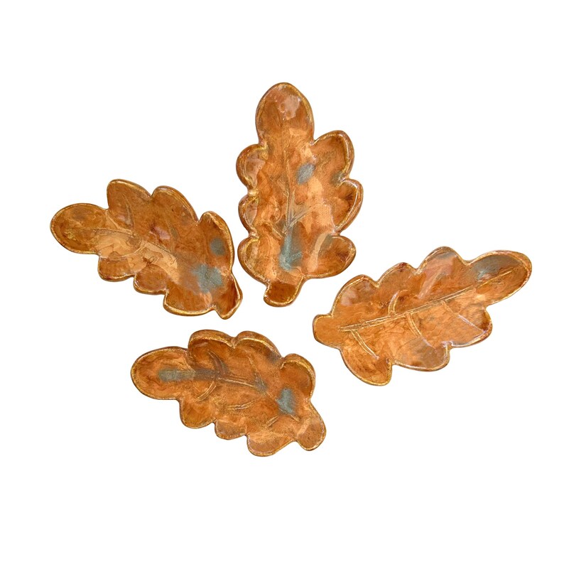 light brown ceramic leaf plate - oak leaf