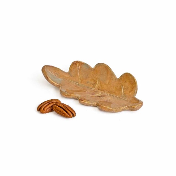 Ceramic Oak Leaf Plate: Handmade Fall Table Decor (3.75" x 2.25")