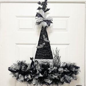 Witch hat wreath, Halloween wreath, Halloween wreath for front door, witchy, Halloween decor, witch decor, wreath for front door, Halloween