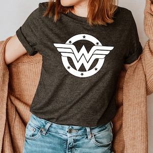 Wonder Woman Shirt, Wonder Mom Gift Shirt, Super Woman Gift, Super Mom Shirt, Mom Gift, Super Mom Gift