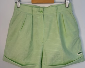 Vintage 90s MITO Lime Green High-Waisted Shorts - Made in Spain - Pastel Green Summer Cuffed Pleated Shorts - Size XS/S
