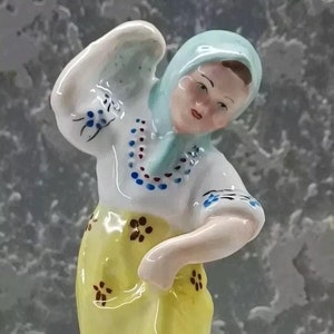 Vintage porcelain figurine &quot;Dancer&quot; Gorodnitsky porcelain factory 1930.