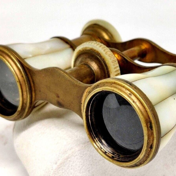Mother-of-pearl Art Deco Antique French Opera Glasses from Paris.