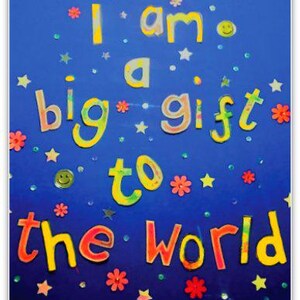Ich bin ein großes Geschenk für die Welt - (Postkartengröße) Kühlschrankmagnet