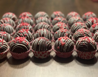 Valentine's Day Hot Cocoa Bombs