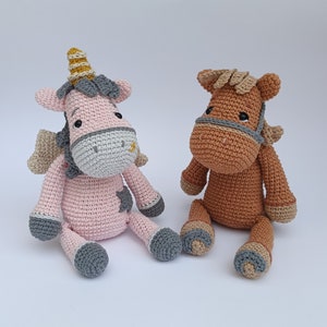 Padrão de crochê unicórnio/cavalo disponível em inglês/espanhol