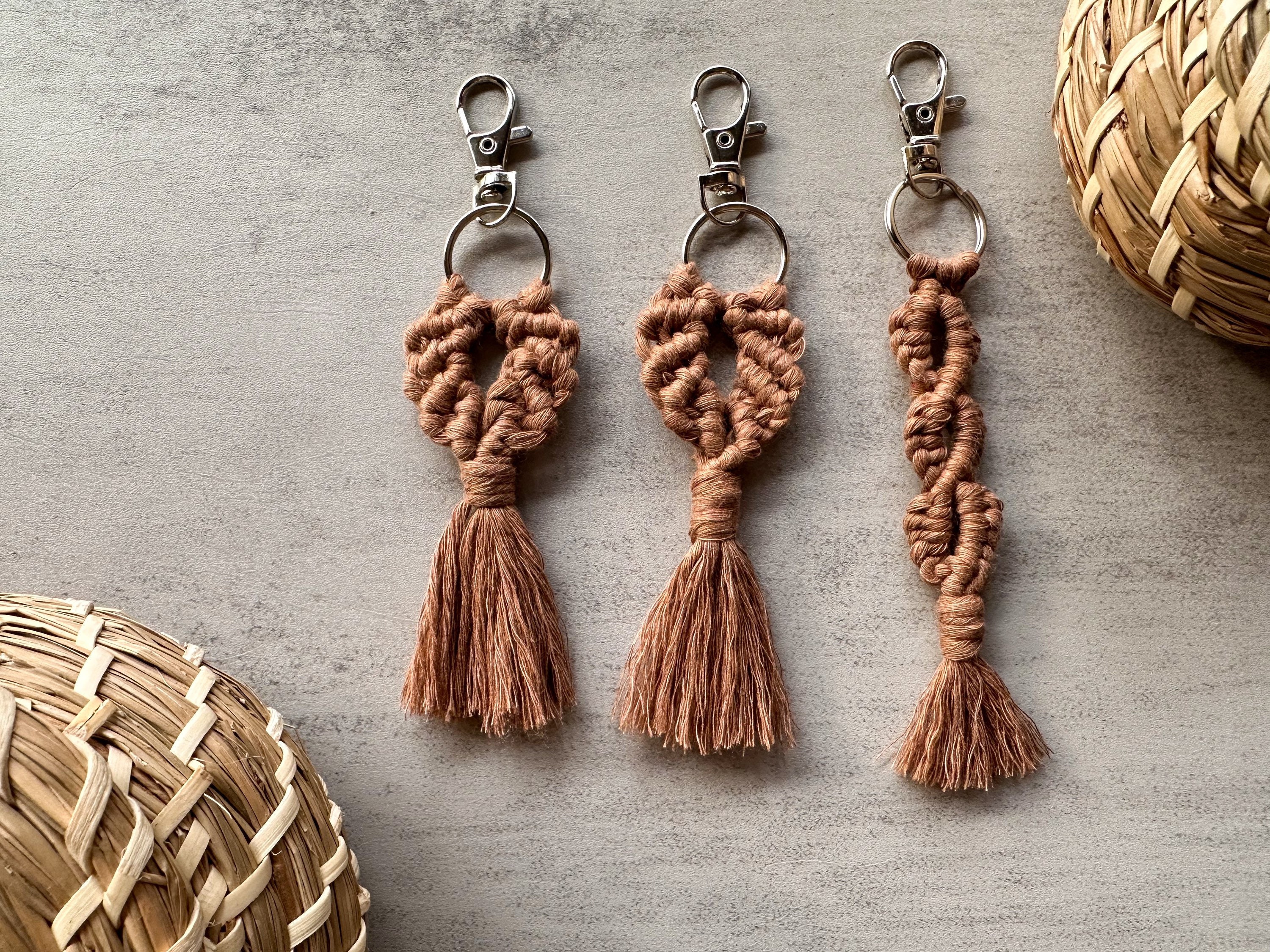 小物 OVY Carabiner Macrame Keychain OVY Carabiner Macrame Keychain