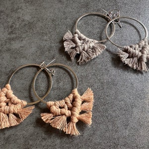 Makramee Boho Creolen Ohrringe | Handgemachte | Makramee Fransen Ohrringe | Makramee Ohrringe | Boho Ohrringe | Geschenke für sie | Muttertagsgeschenk