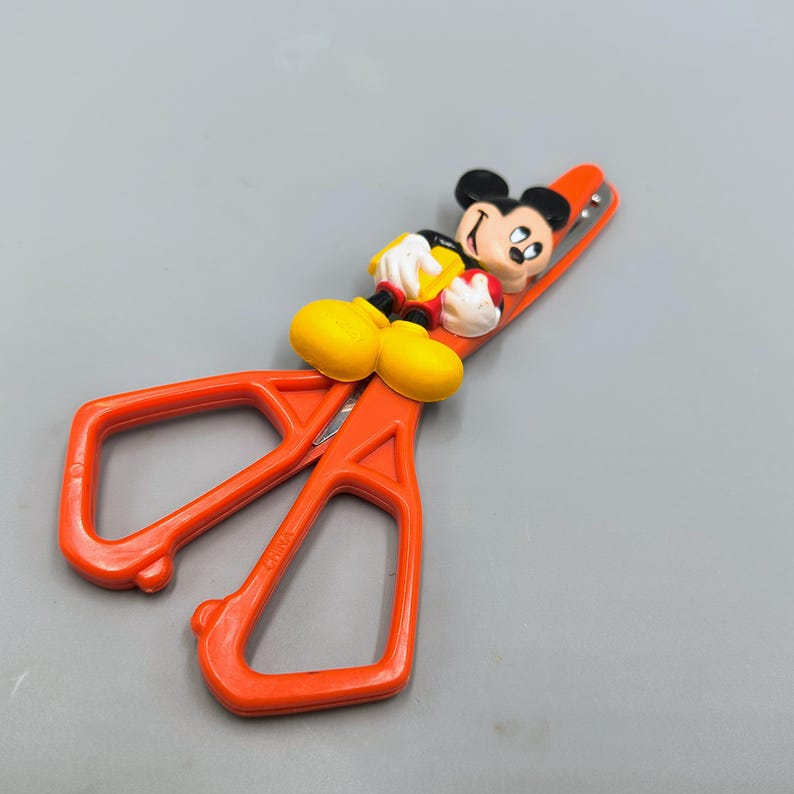 Vintage Disney Mickey Mouse School Scissors Childrens 5.5